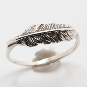 Vintage Sterling Silver Leaf Ring